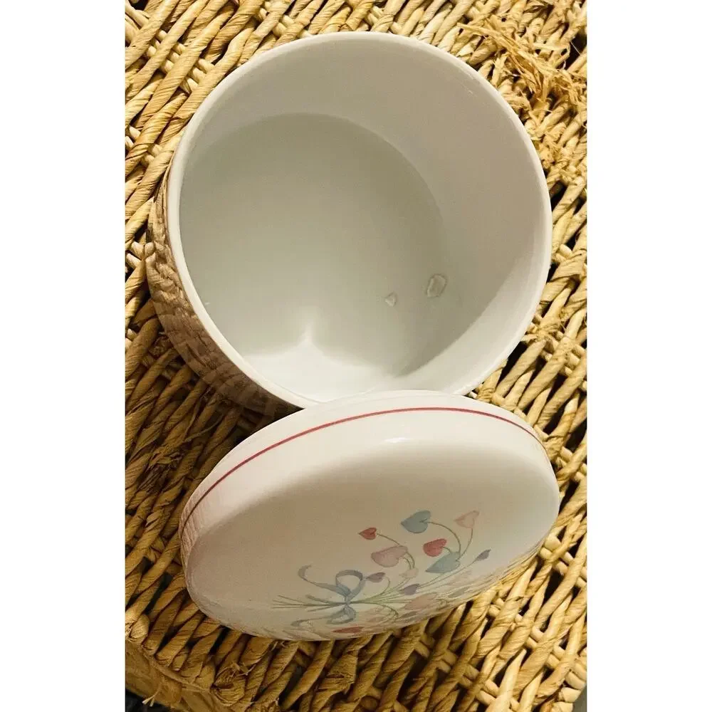 Vintage FTDA Vanity Jar Bouquet Of Hearts Porcelain Trinket Canister With Lid